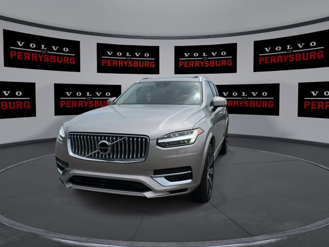 Used 2024 Volvo XC90 T8 Plus w/ Protection Package Premier AWD/4WD image 3