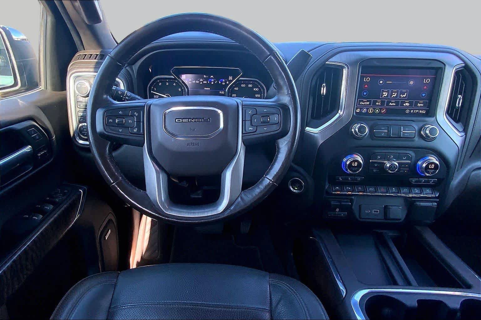 Used 2020 GMC Sierra 1500 Denali w/ Denali Ultimate Package AWD/4WD image 6