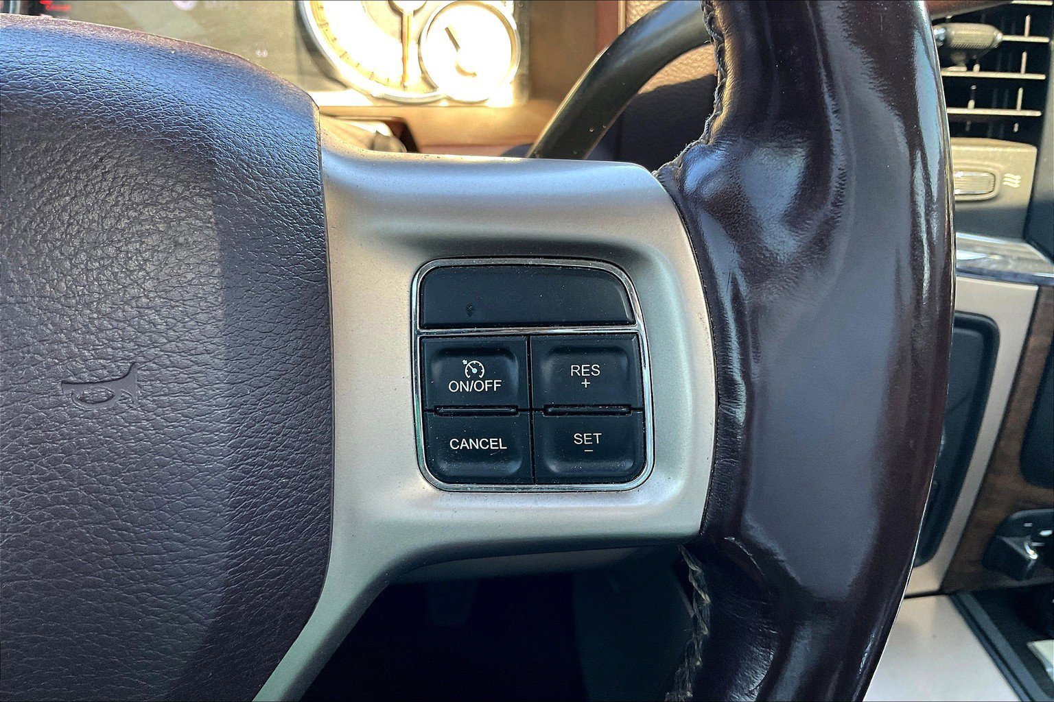 Used 2018 RAM 3500 Laramie Longhorn w/ Max Tow Package image 19