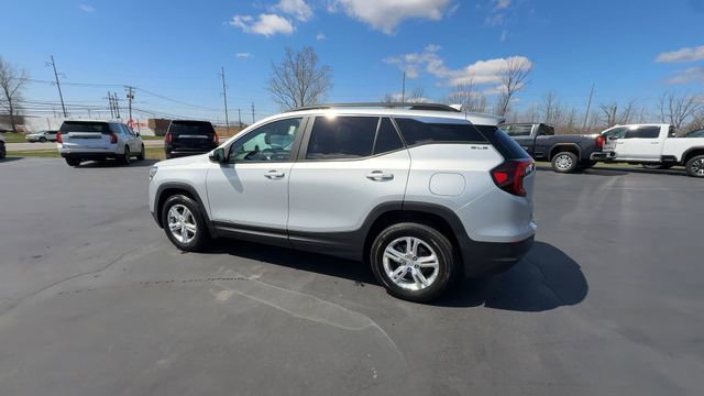 Certified 2022 GMC Terrain SLE w/ Driver Convenience Package image 6