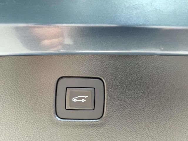 Used 2025 Buick Envista Sport Touring w/ Convenience I Package FWD image 32