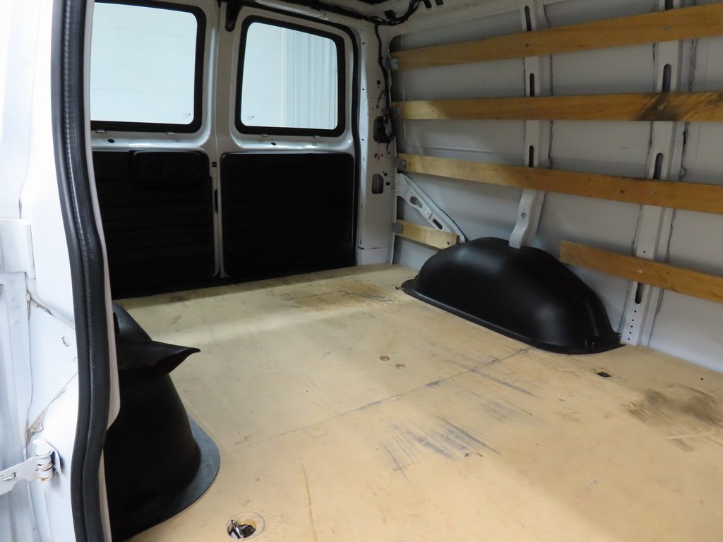 Used 2021 Chevrolet Express 2500 w/ Driver Convenience Package image 11
