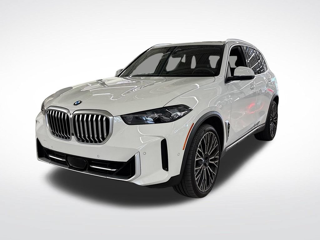 Used 2024 BMW X5 xDrive40i w/ Parking Assistance Package AWD/4WD image 1