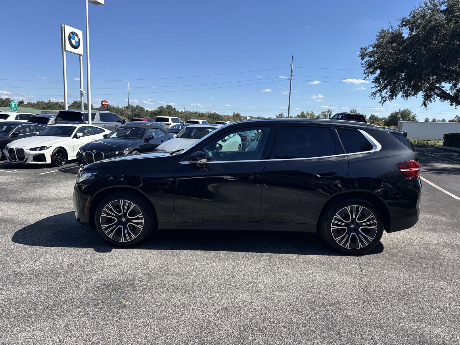 Certified 2025 BMW X3 xDrive30i w/ Premium Package image 7