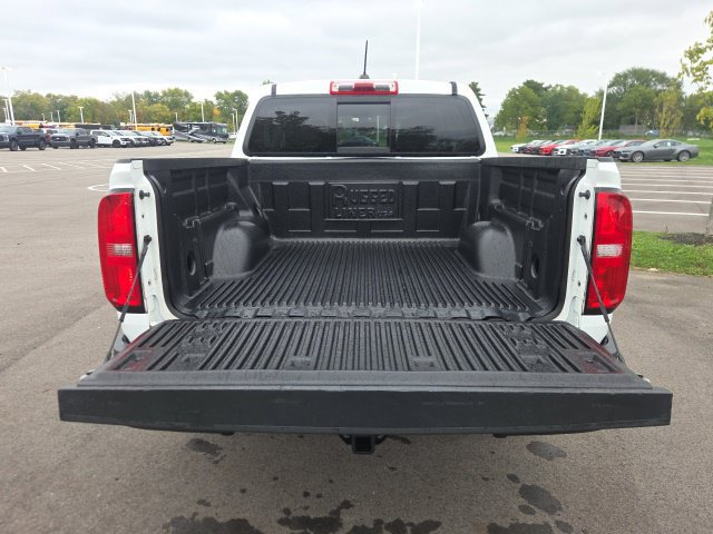 Used 2018 Chevrolet Colorado Z71 AWD/4WD image 9