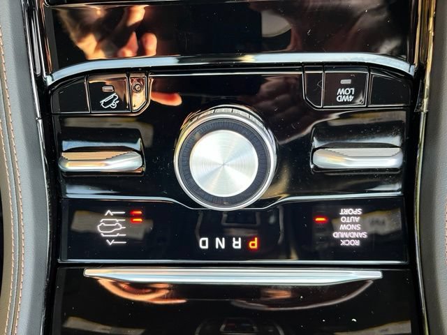 Certified 2025 Jeep Grand Cherokee Summit AWD/4WD image 57