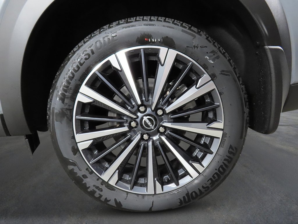 New 2026 Nissan Pathfinder Platinum AWD/4WD image 9