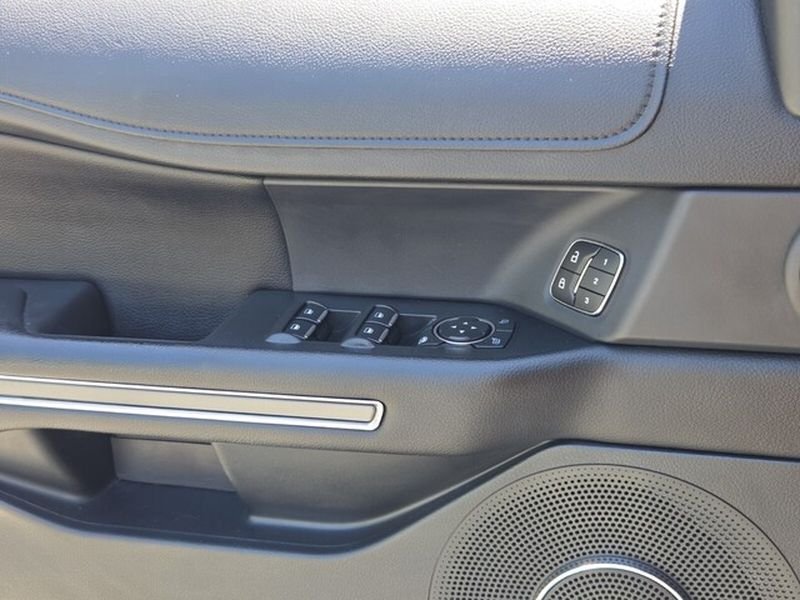 Used 2021 Ford Expedition XLT RWD image 29