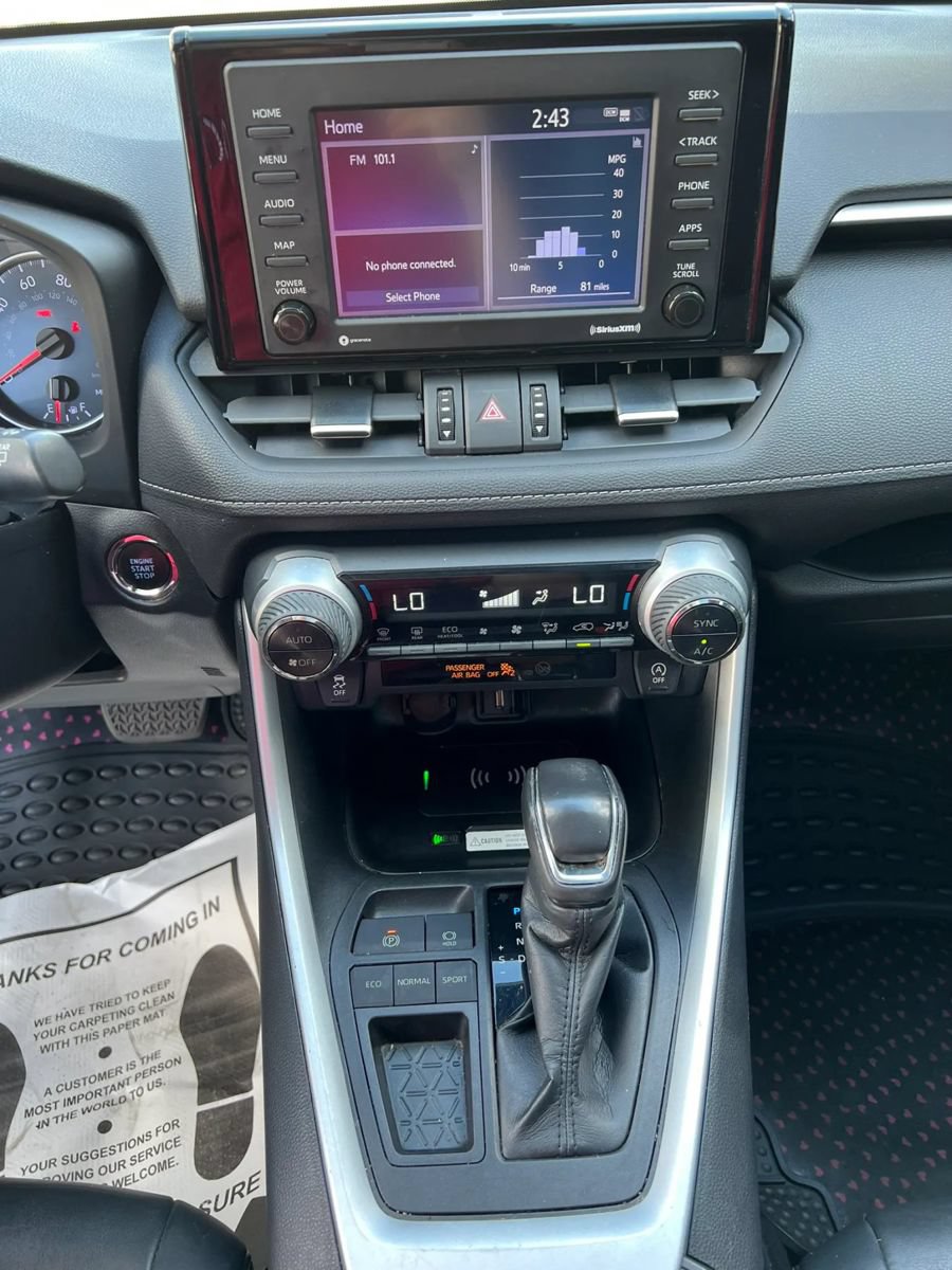 Used 2021 Toyota RAV4 XLE Premium FWD image 18