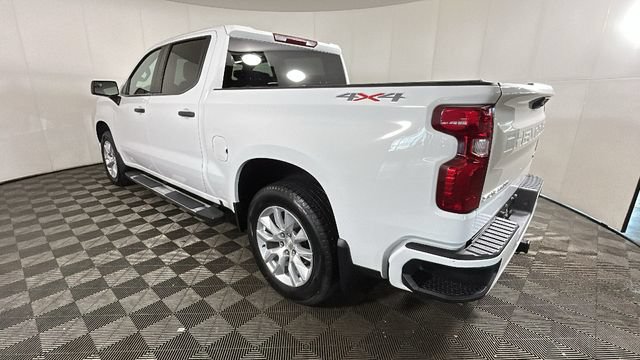 Used 2024 Chevrolet Silverado 1500 Custom AWD/4WD image 4