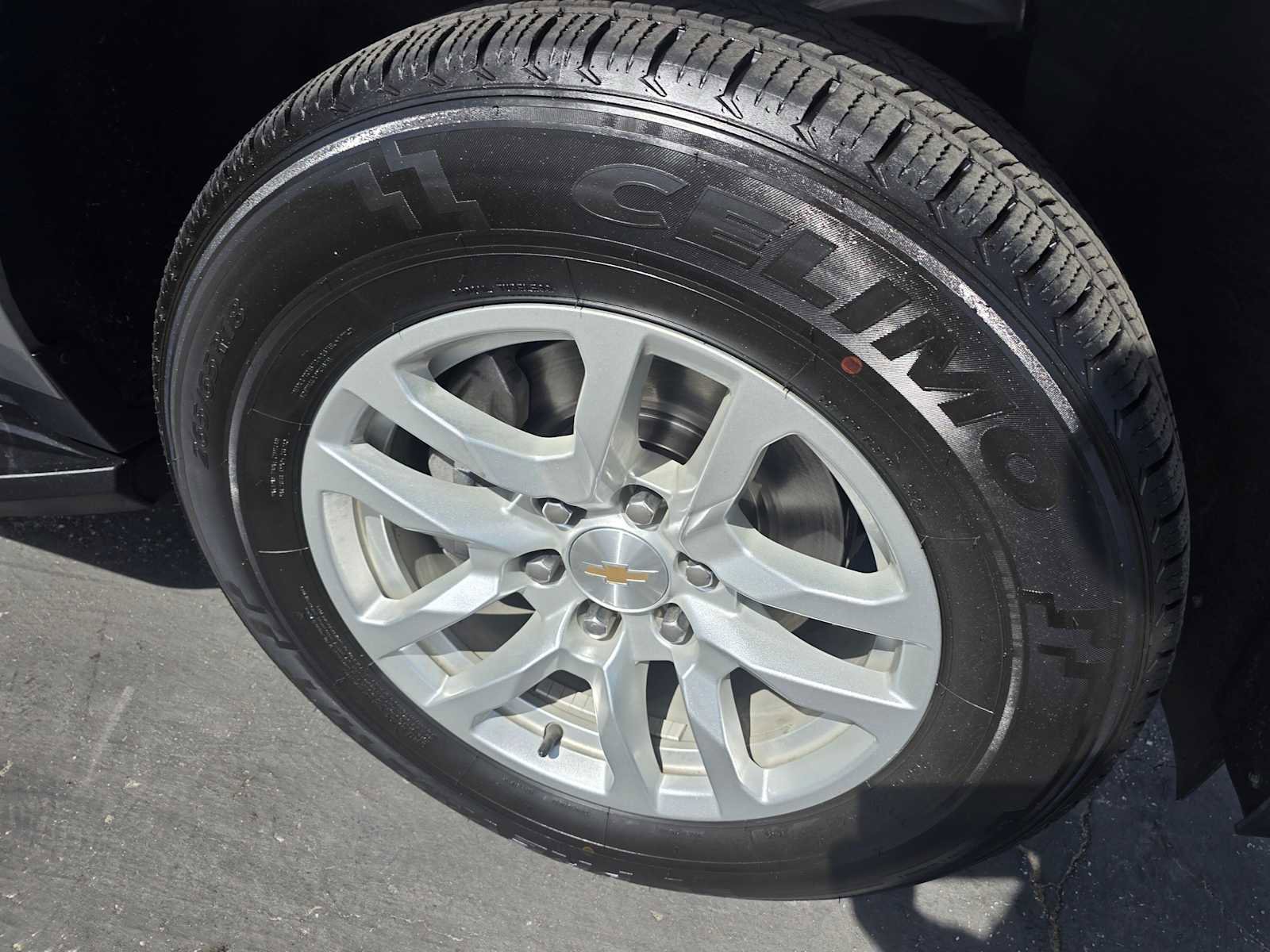 Used 2024 Chevrolet Tahoe LT image 9