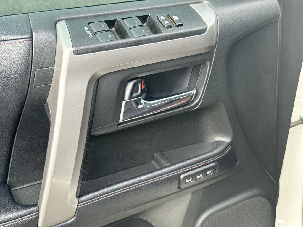 Used 2019 Toyota 4Runner Limited AWD/4WD image 13