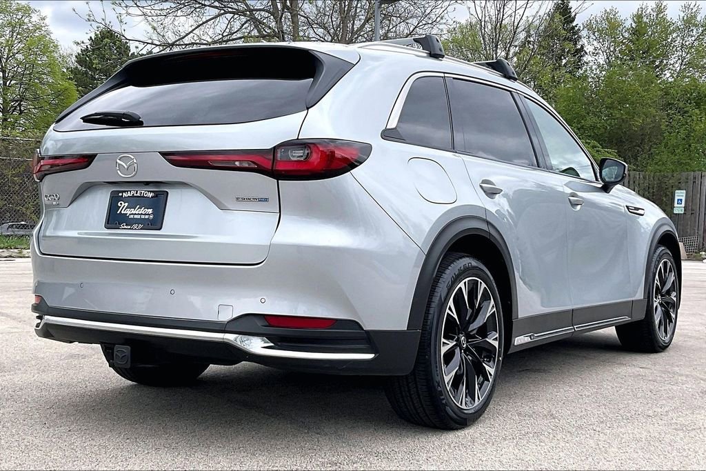 Certified 2024 MAZDA CX-90 Plug-In Hybrid w/ Premium Pkg AWD/4WD image 13