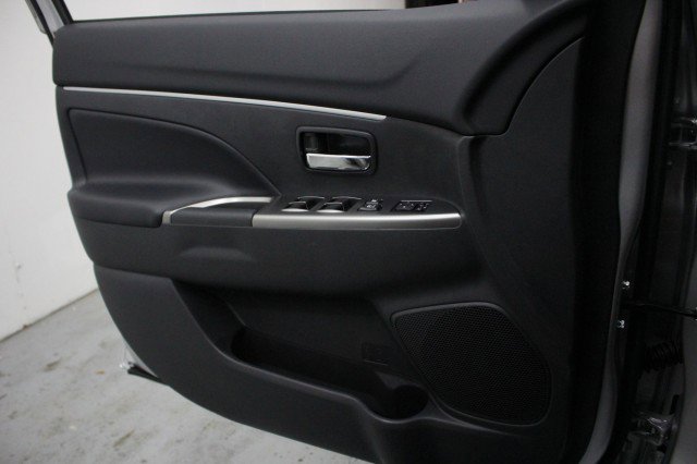 New 2026 Mitsubishi Outlander Sport SE image 15