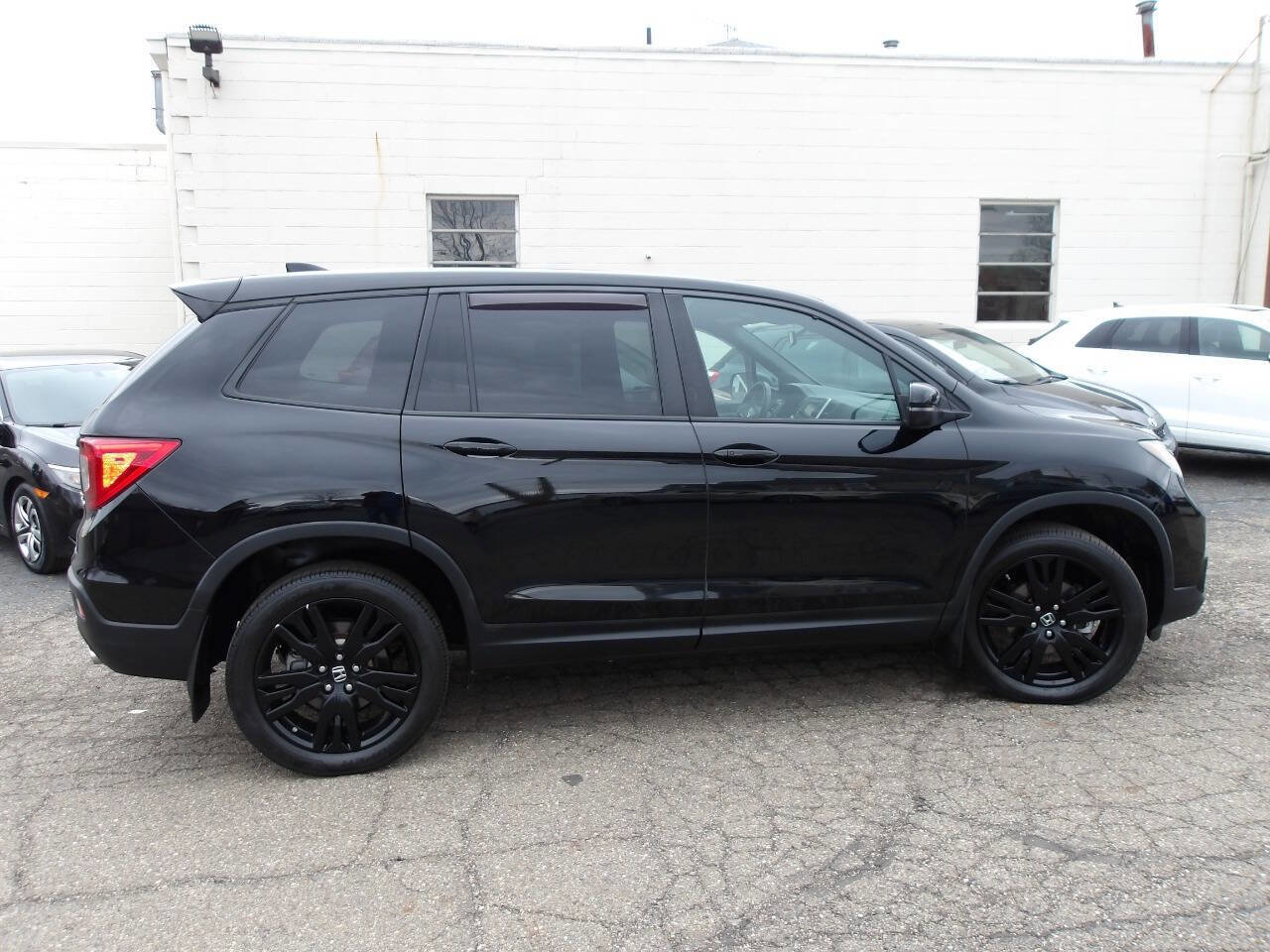 Used 2019 Honda Passport Sport image 4