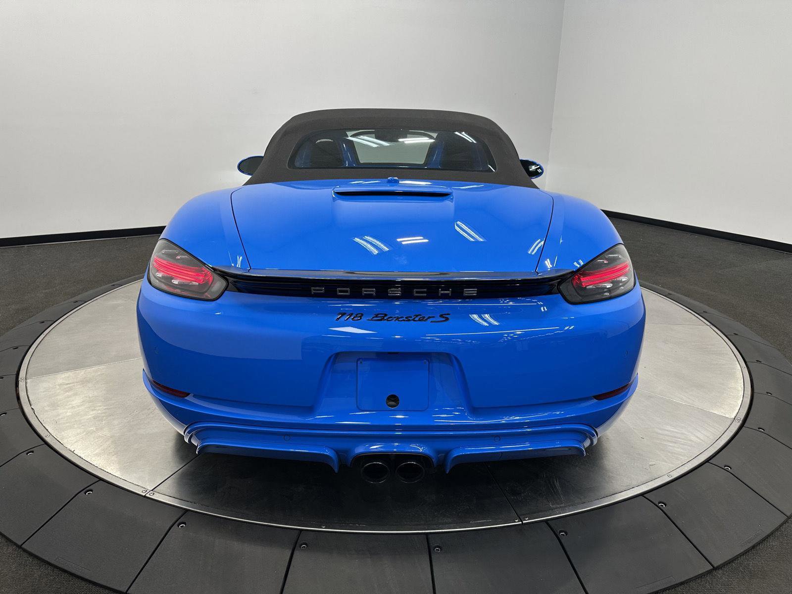 Certified 2025 Porsche 718 Boxster S RWD image 6