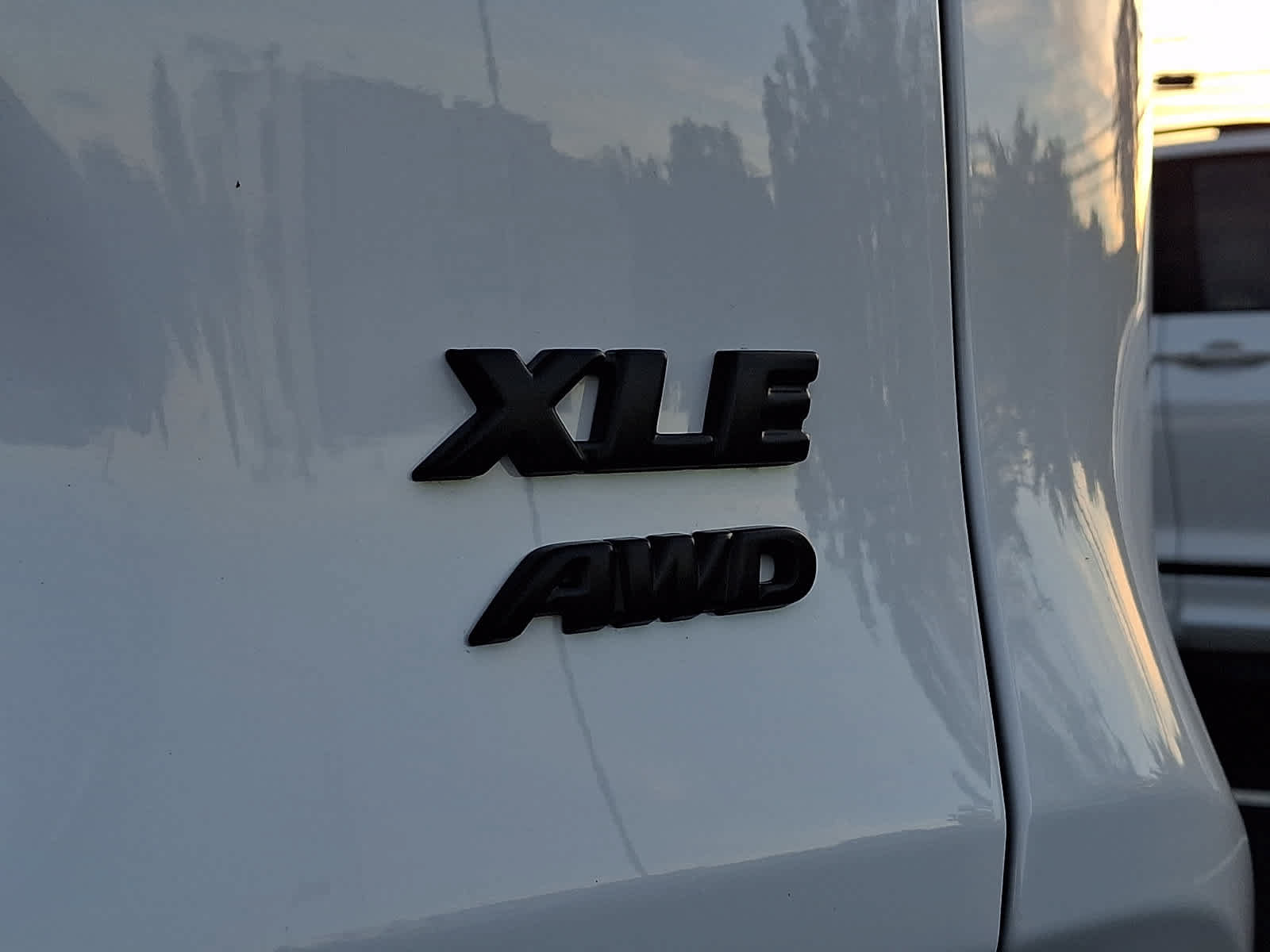 Used 2024 Toyota RAV4 XLE w/ Convenience Package AWD/4WD image 34