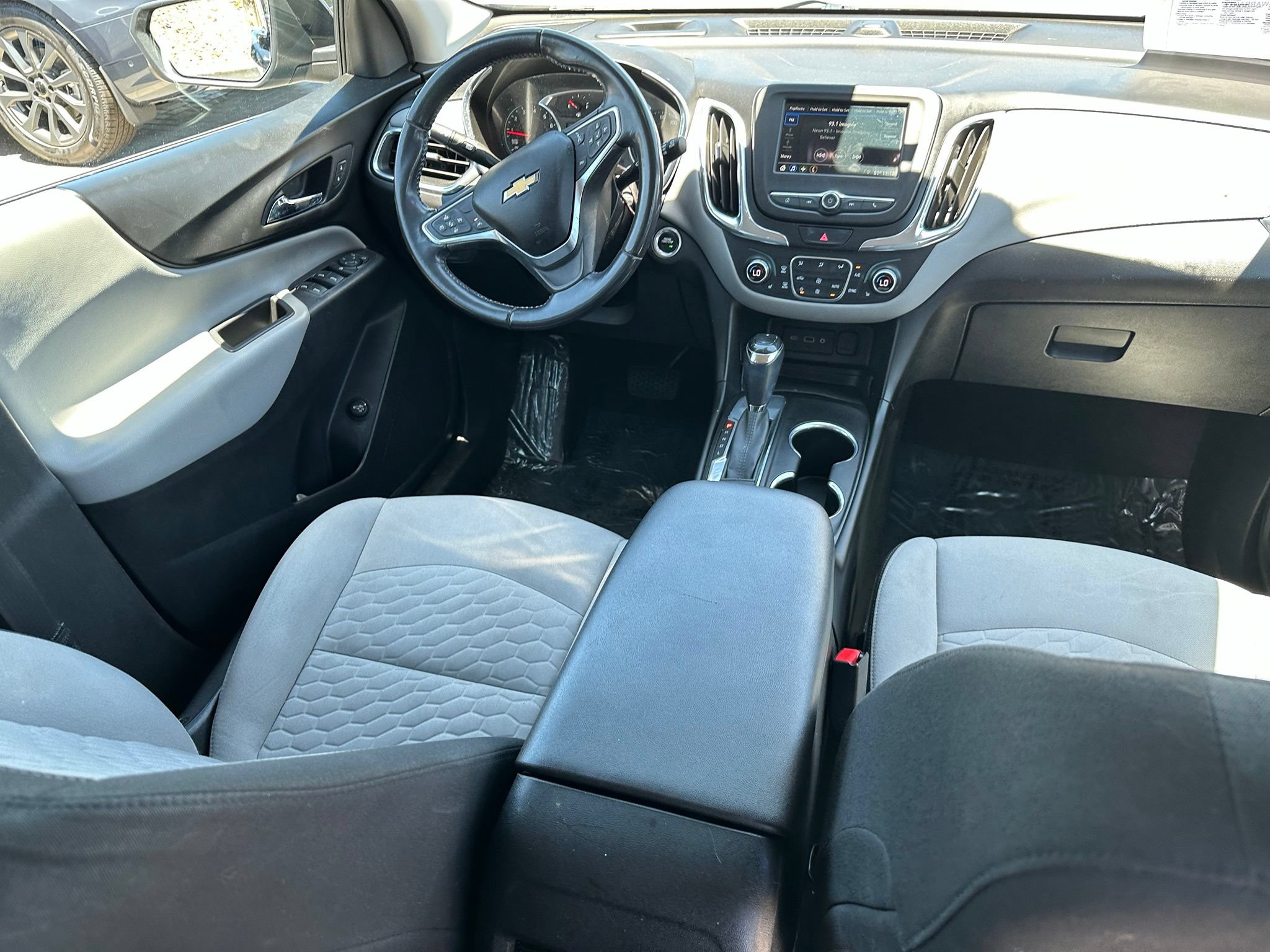 Used 2019 Chevrolet Equinox LT w/ Driver Convenience Package FWD image 6