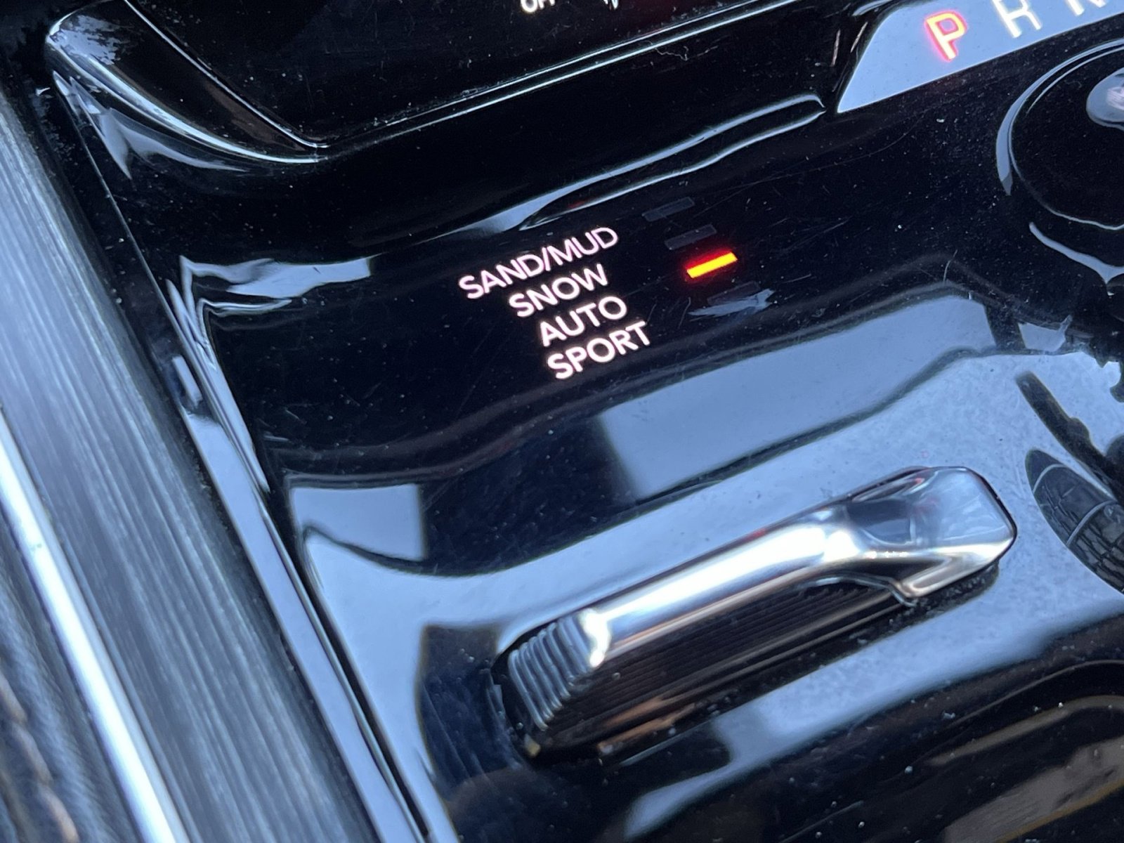 Used 2024 Jeep Wagoneer L Series II w/ Flexible Seating Group image 35