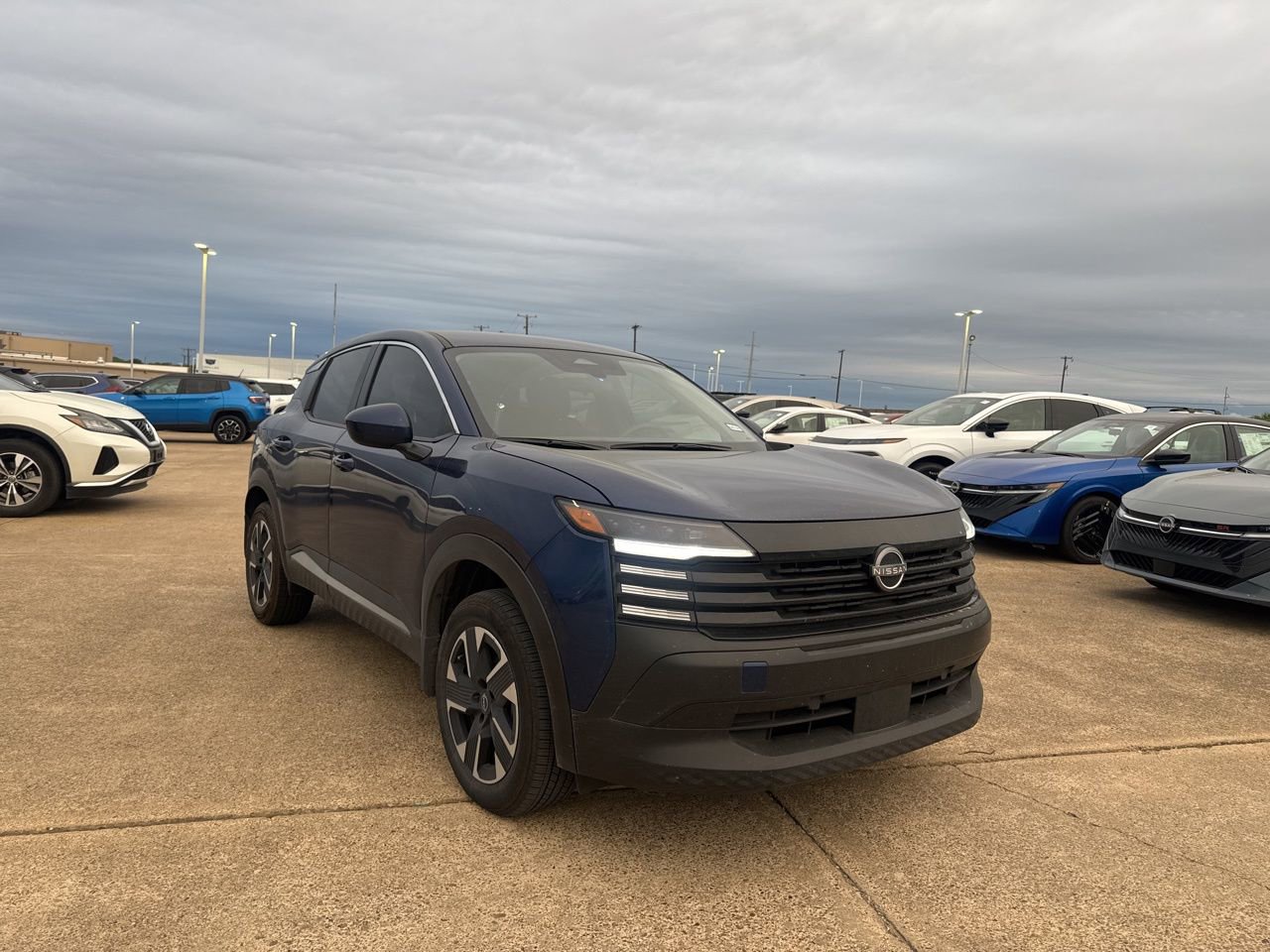 Certified 2025 Nissan Kicks SV