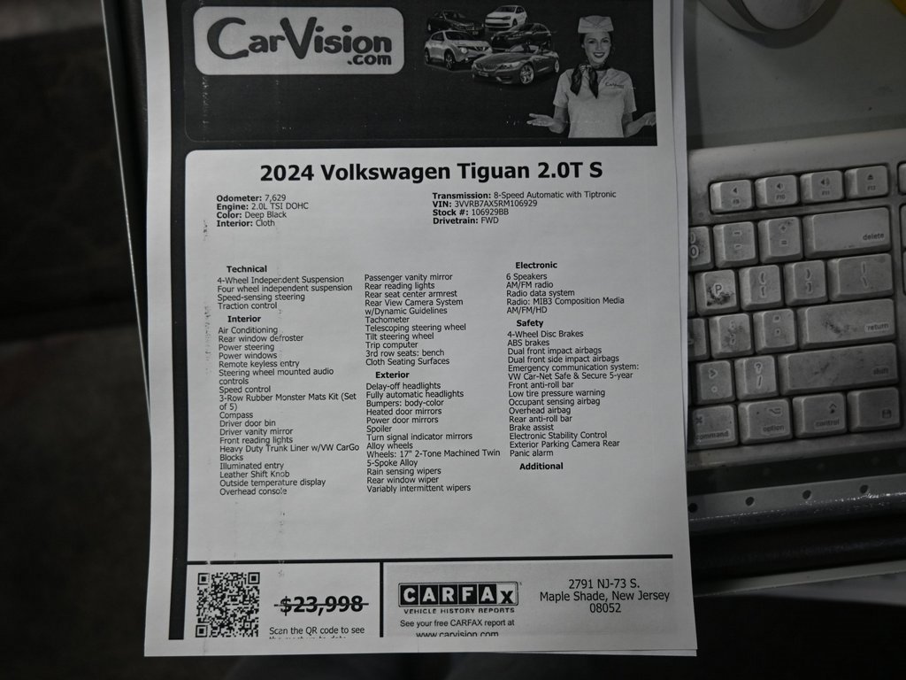 Used 2024 Volkswagen Tiguan S image 9
