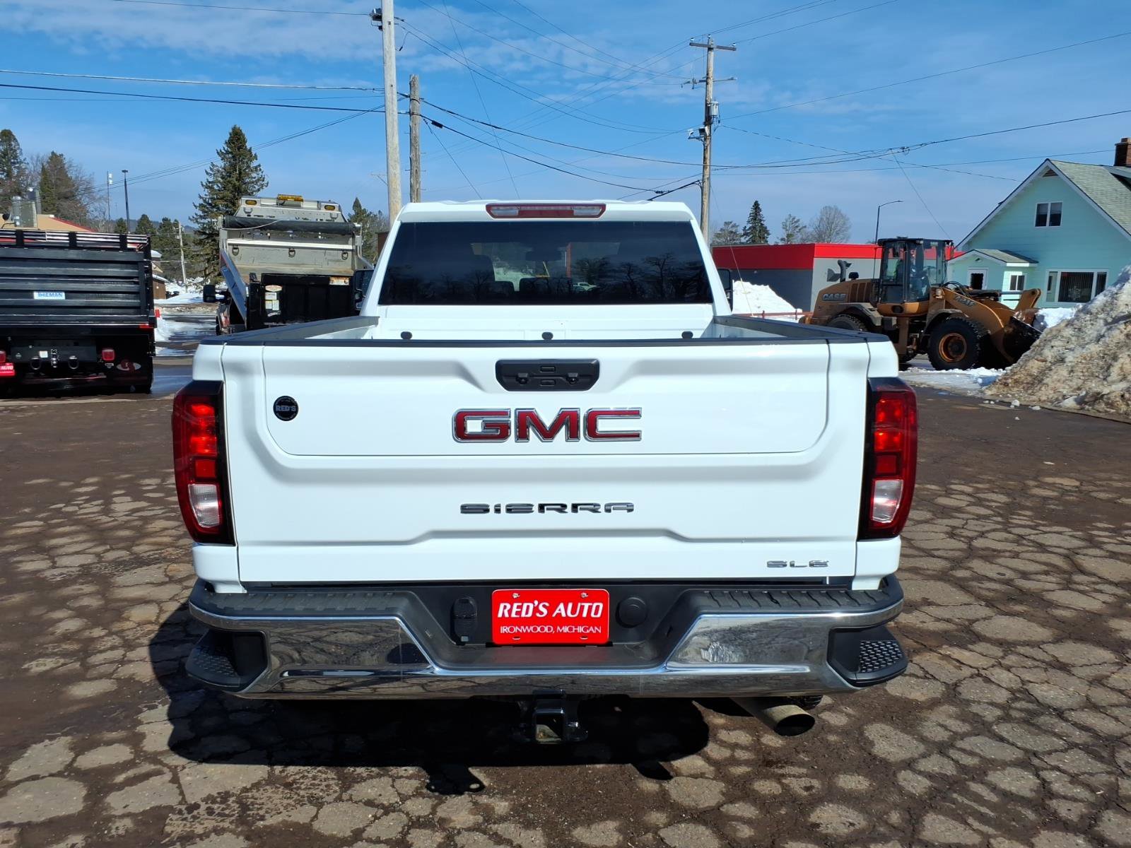Used 2024 GMC Sierra 2500 SLE w/ SLE Convenience Package AWD/4WD image 5