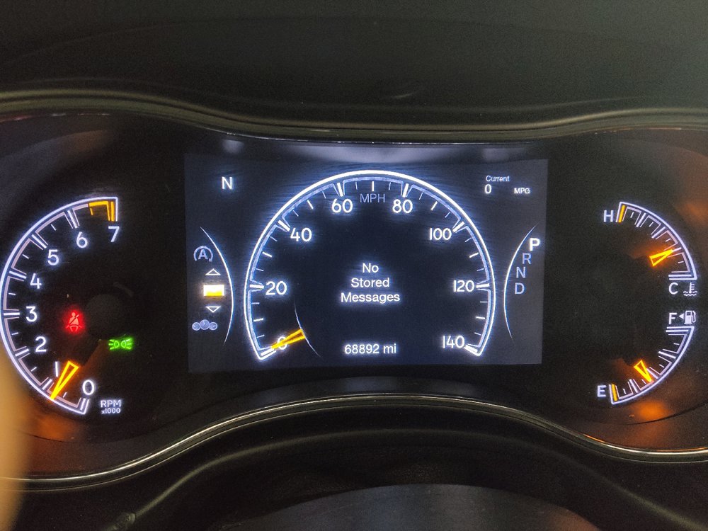 Used 2018 Jeep Grand Cherokee Laredo AWD/4WD image 23