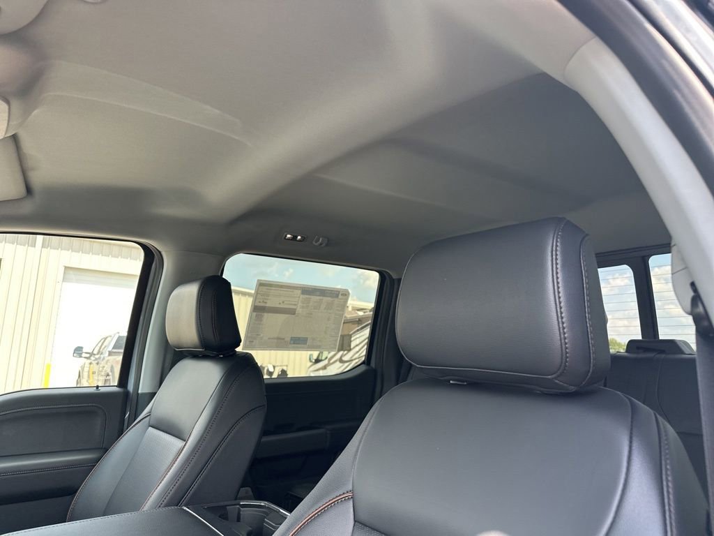 New 2026 Ford F250 Lariat w/ Black Appearance Package image 16