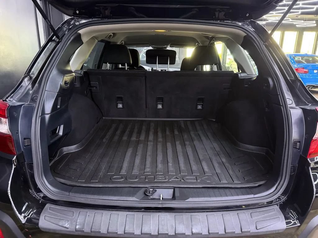 Used 2018 Subaru Outback 2.5i AWD/4WD image 12