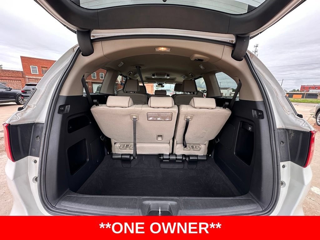 Used 2024 Honda Odyssey Elite image 4