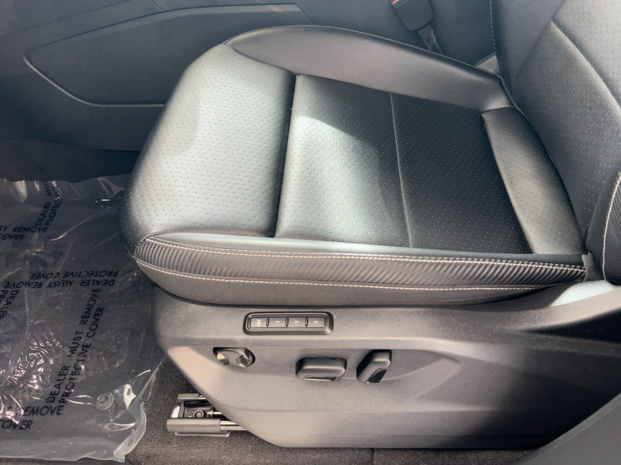 Used 2022 Volkswagen Atlas Cross Sport SEL image 13