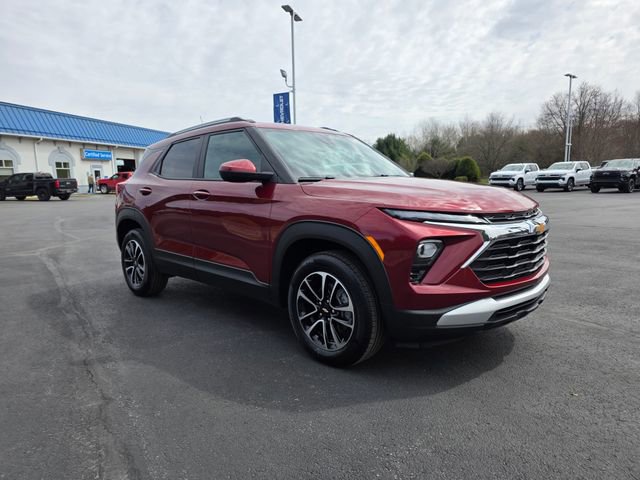 Used 2024 Chevrolet TrailBlazer LT w/ LT Cold Weather Package image 5