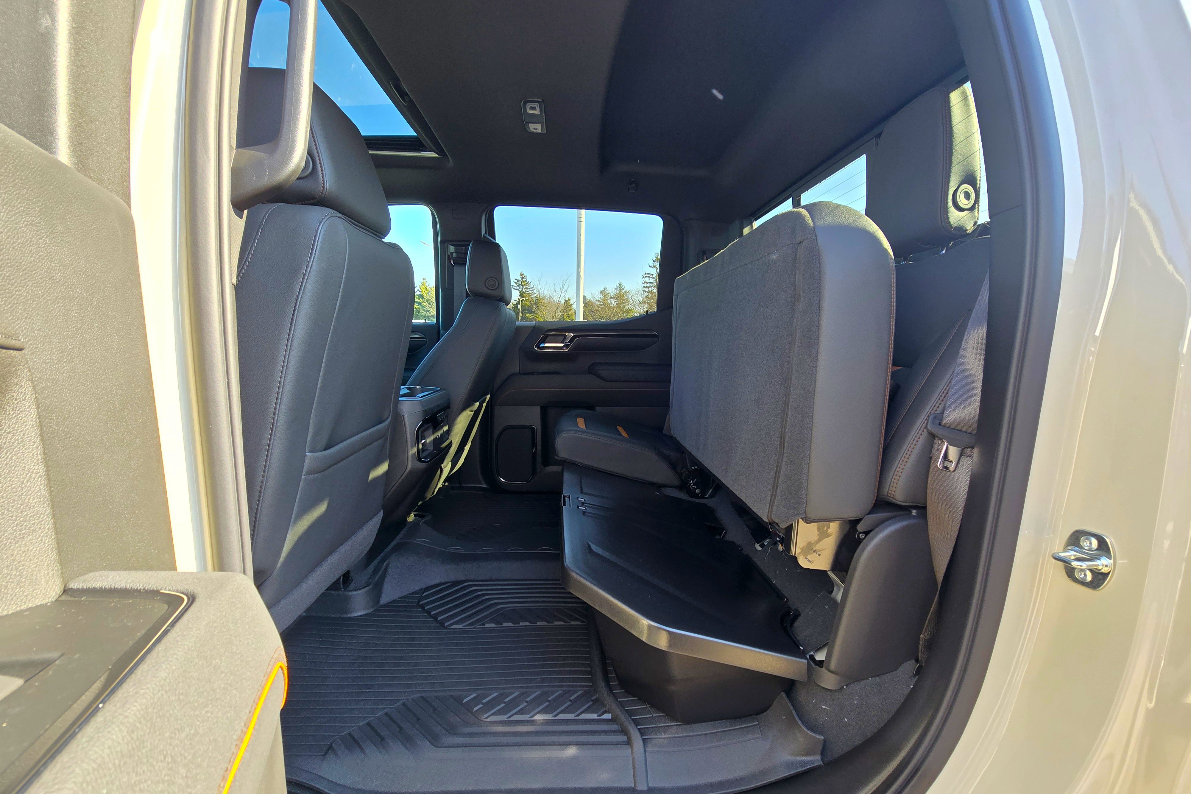 New 2026 GMC Sierra 1500 AT4 w/ AT4 Premium Package image 14