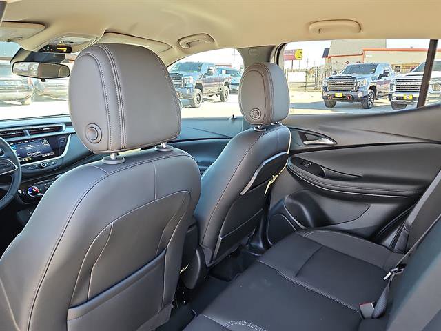 Used 2023 Buick Encore GX Preferred w/ Cold Weather Comfort Package image 9