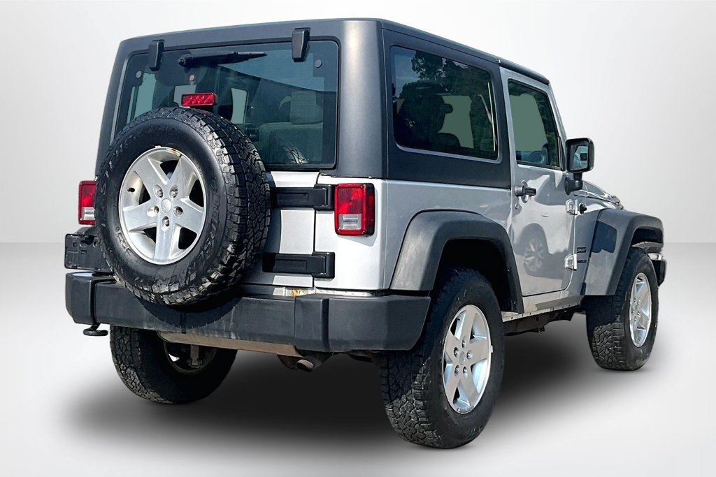 Used 2011 Jeep Wrangler Sport AWD/4WD image 5