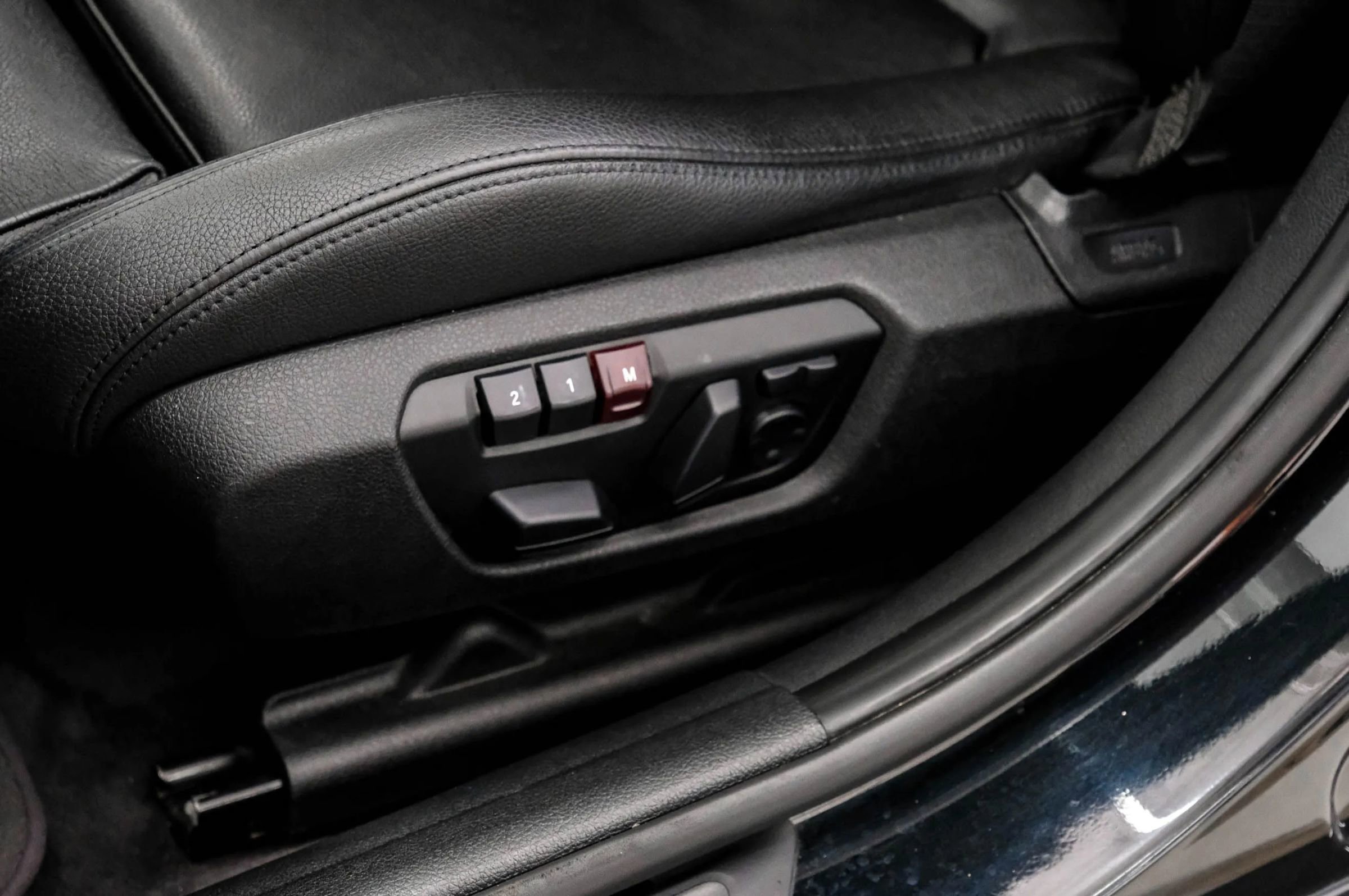 Used 2014 BMW 335i Sedan RWD image 40