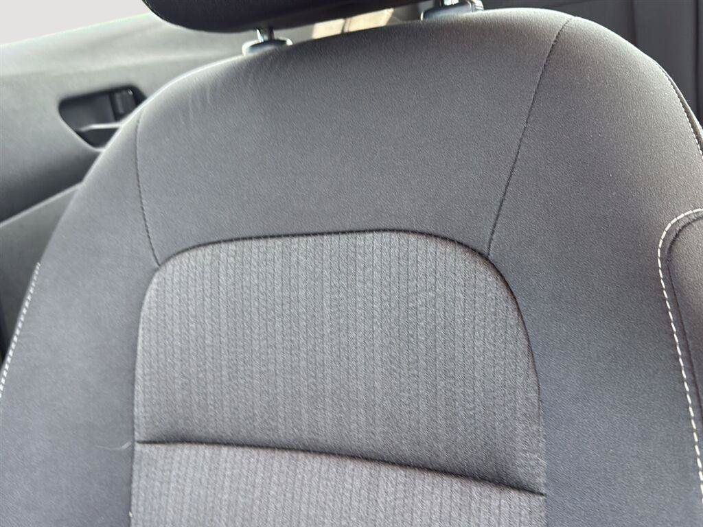 Used 2024 Nissan Altima 2.5 S FWD image 9