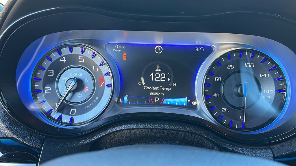 Used 2018 Chrysler 300 S w/ 300S Premium Group 2 image 23