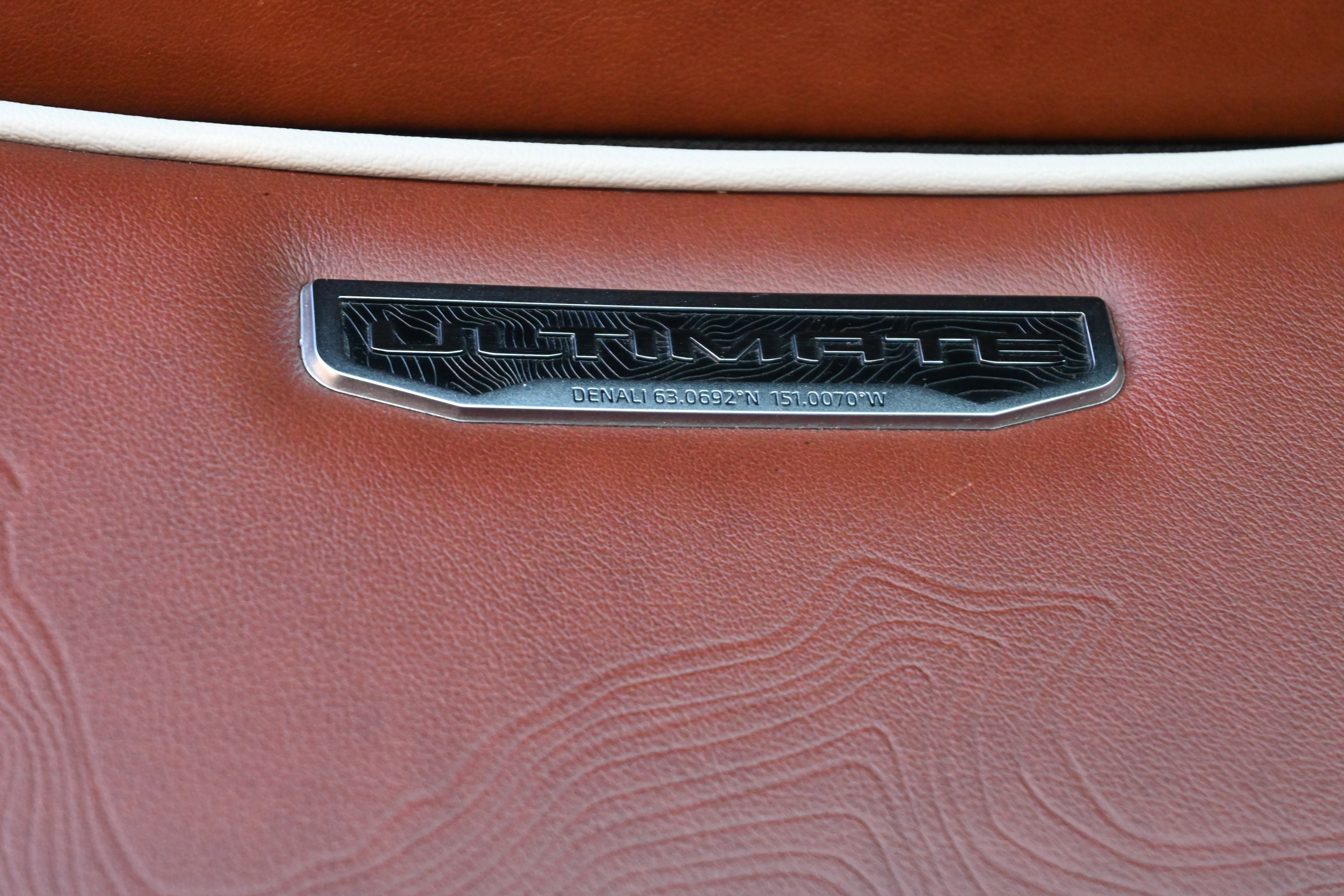 Used 2024 GMC Sierra 3500 Denali Ultimate image 5