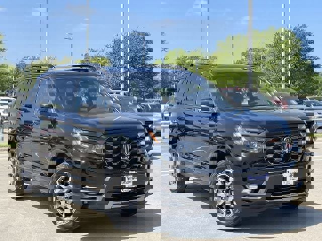 Used 2023 Honda Passport TrailSport image 2