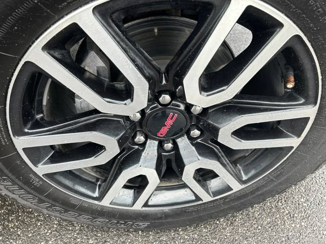 Used 2025 GMC Sierra 1500 AT4 w/ AT4 Premium Package AWD/4WD image 13