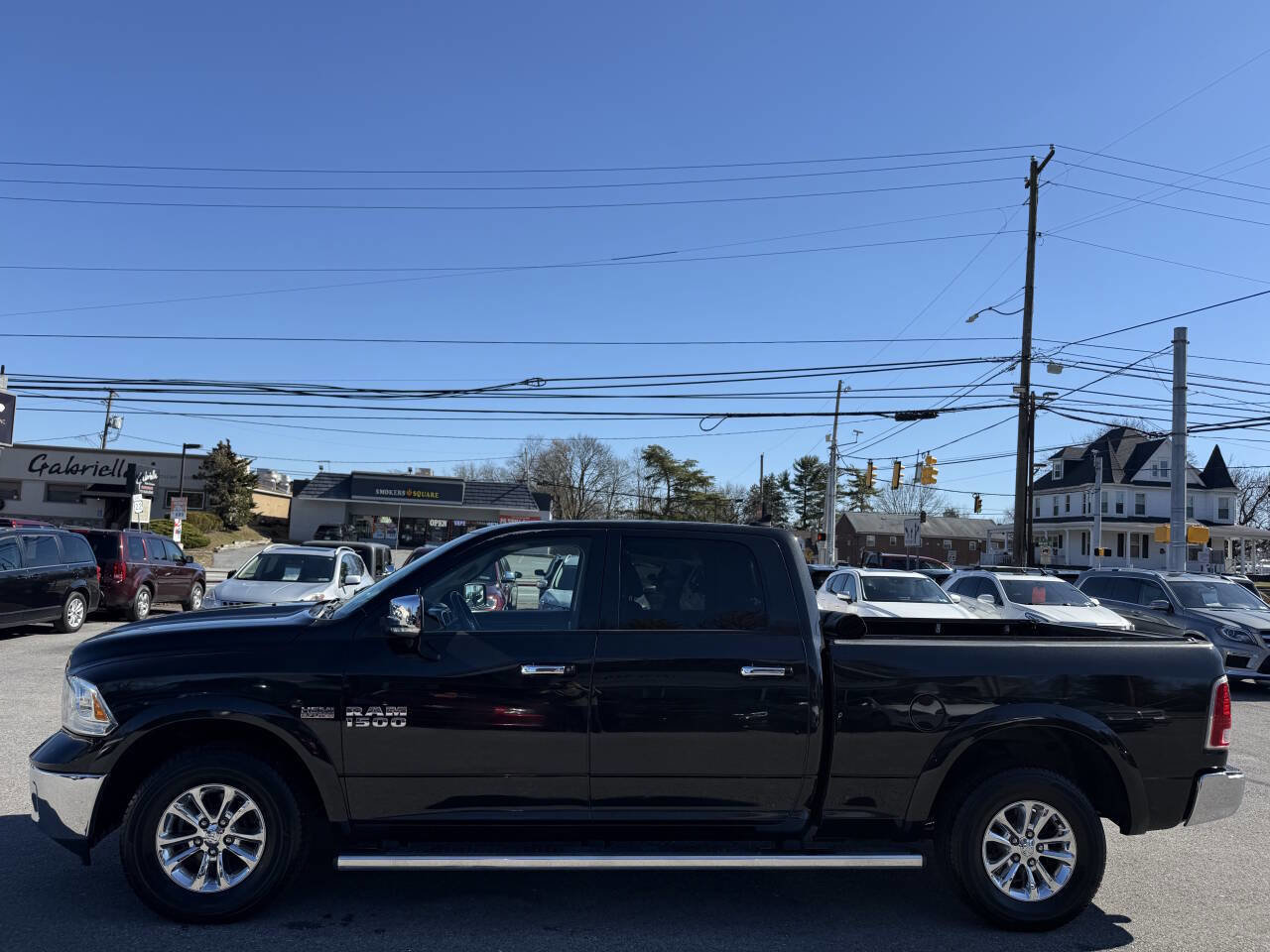 Used 2018 RAM 1500 Laramie w/ Convenience Group image 5