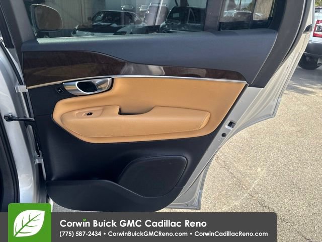 Used 2017 Volvo XC90 T6 Momentum w/ Vision Package AWD/4WD image 36