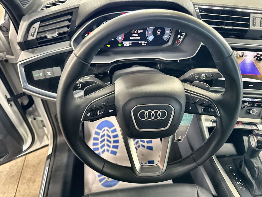 Used 2025 Audi Q3 2.0T Premium image 16