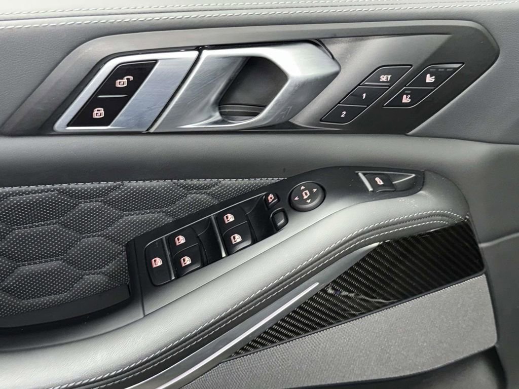 Used 2025 BMW X5 M Competition w/ Executive Package image 21