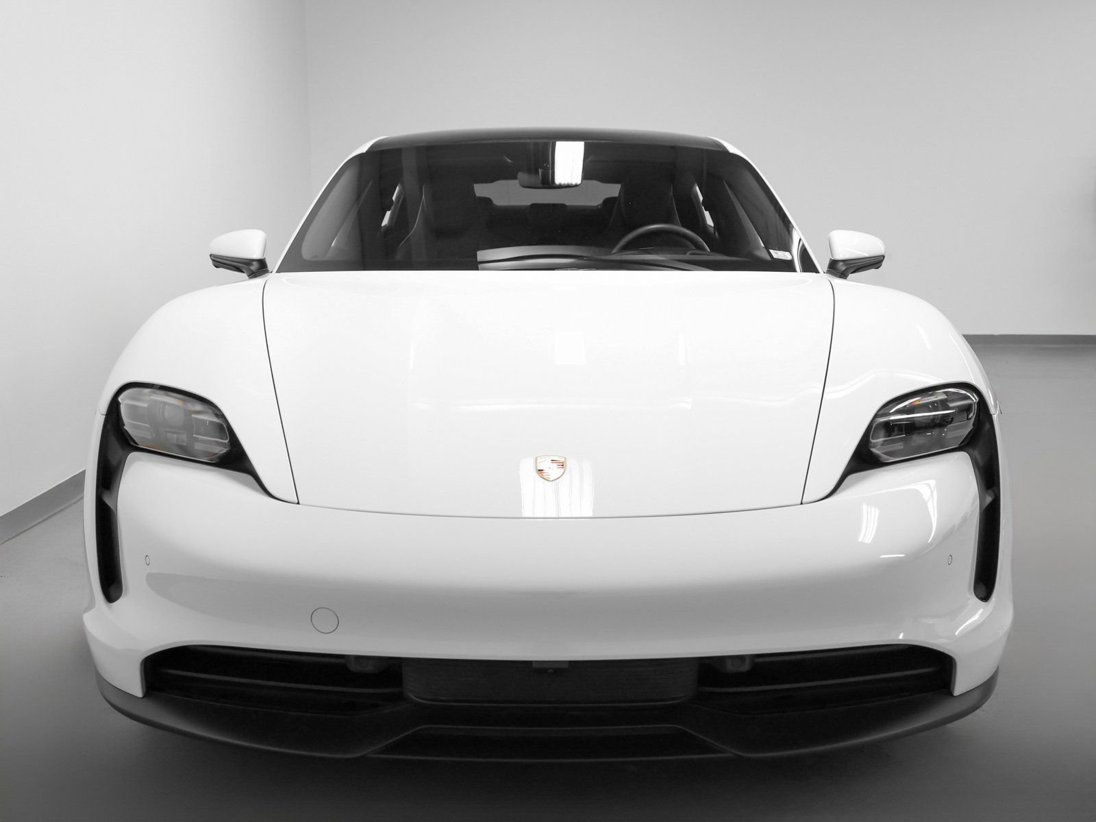 Certified 2022 Porsche Taycan image 8