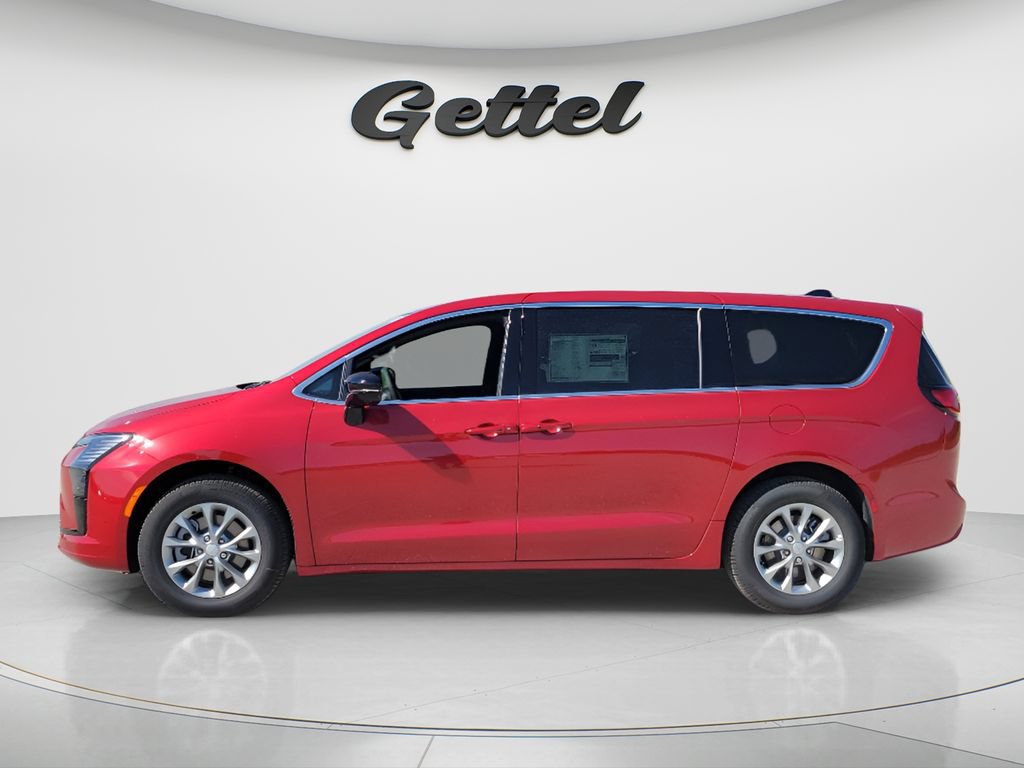 New 2027 Chrysler Pacifica Select AWD/4WD image 8