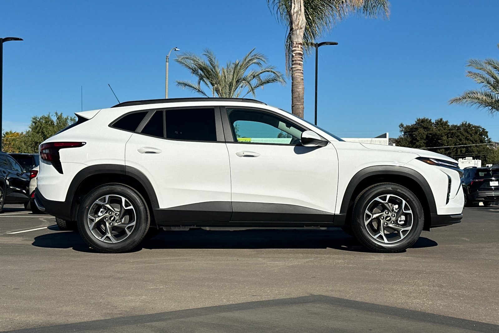 New 2026 Chevrolet Trax LT w/ LT Convenience Package image 3