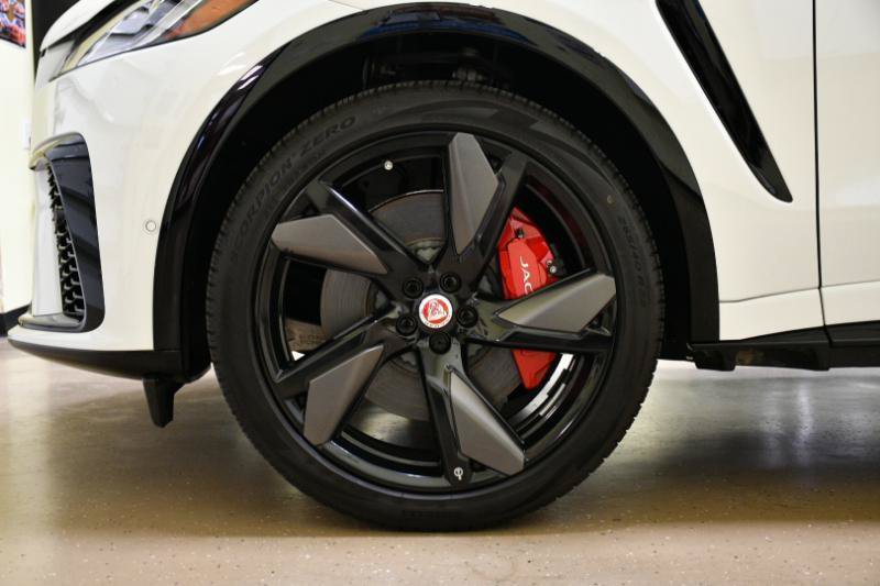 Used 2023 Jaguar F-PACE SVR AWD/4WD image 54