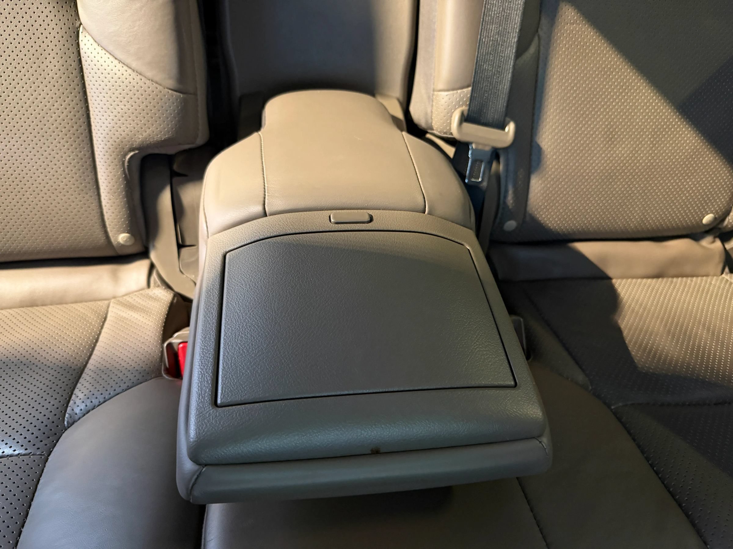 Used 2013 Lexus GX 460 w/ Comfort Plus Pkg AWD/4WD image 38